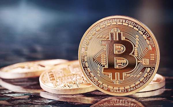 特朗普重磅新规：普通美国人退休金也能玩转私募和数字资产了